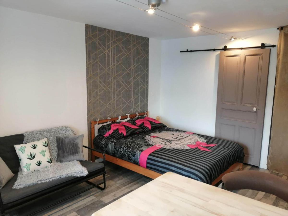 L'Encre Du Temps Bed & Breakfast Fussey ภายนอก รูปภาพ